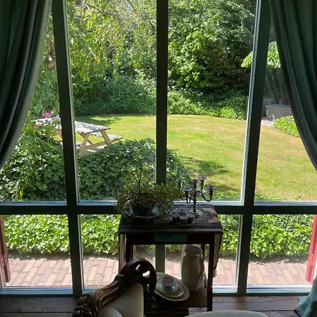 Bed & Breakfast De Slaperij De Lier