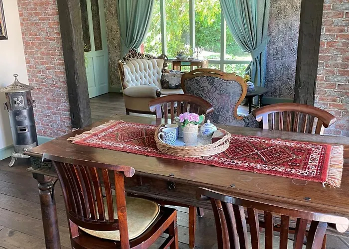 De Slaperij לינה וארוחת בוקר *